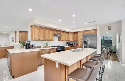 Poway House | Dreamsville - Countryside Solace - Spacious 5 BR, 3 BA, 3000+ sqft