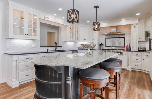 Hammondsport House | Dreamways: "Memorable Views + Pet Friendly!"