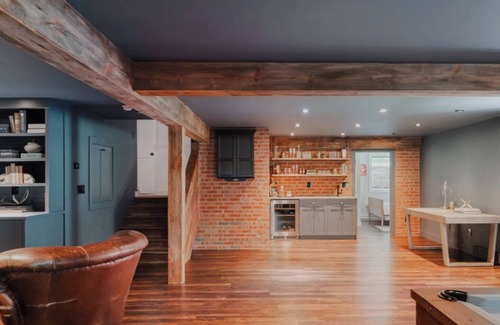 Boulder Other | Dreamy 5 -bedroom farmhouse close to everything