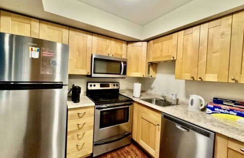 West End Apartment | Dreamy Apartment in Alexandria ID116