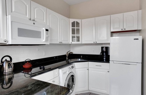 Back Bay Apartment | Dreamy Back Bay Studio w/W/D, nr Copley T, by Blueground