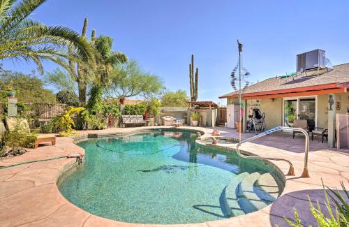 Desert View Apartment | Dreamy Desert Studio with Deck and Pool Access!