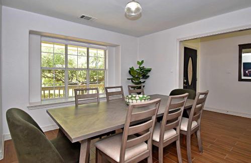 Dripping Springs House | Dreamy Dripping Springs - Near Parks Hiking & More