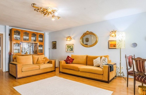 Pendik District Villa | Dreamy House near Tuzla Coast with Shared Pool