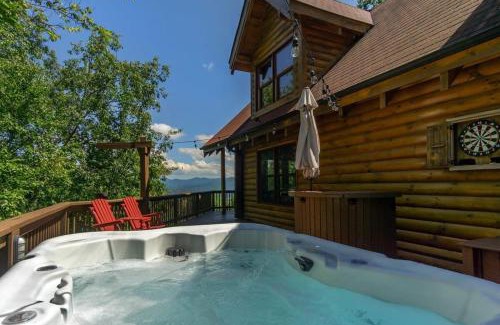 Waynesville House | Dreamy Mountain Getaway~Hot Tub~Old Oak Lodge