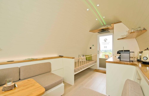Kleinblittersdorf Cabin | Dreibettzimmer - Glamping Resort Biosphäre Bliesgau