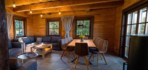 Demanovska Dolina Ski Chalet | Drevenica pod Zvonicou