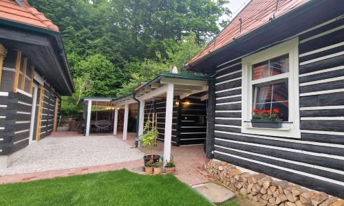 Raztocno Ski Chalet | Drevenica Remata