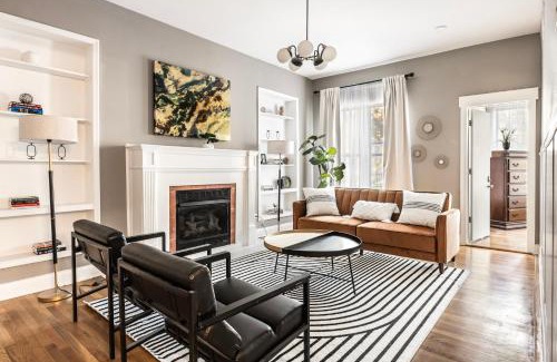 Kenwood House | Drexel Apartments, Downtown Hyde Park