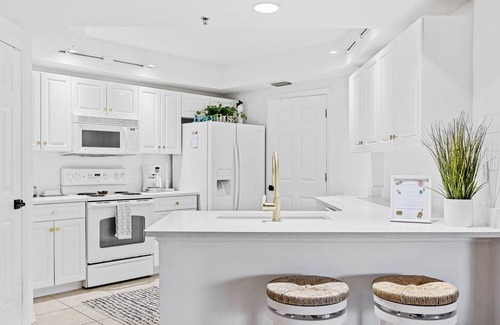 New Smyrna Beach Condo | Drift Away in this gorgeous coastal themed Oceanwalk Condo - OW9-302