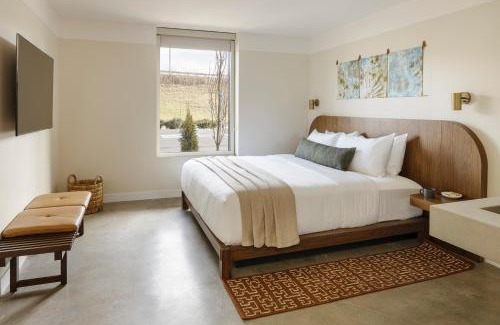 East Bank Hotel | Drift Nashville, a Member of Design Hotels
