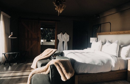 Tata Beach Cabin | Drift Off Grid - Luxury Eco Glamping