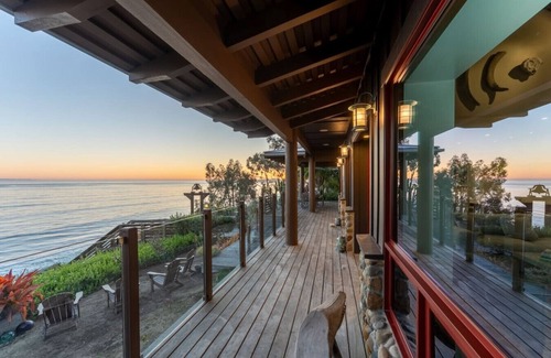 Santa Barbara Apartment | Driftwood Club - Luxe Private Oceanfront Villa (Beach Access)