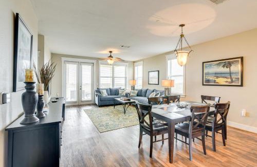 Red Fish Cove Apartment | Driftwood Galveston Resort Escape with Deck and View