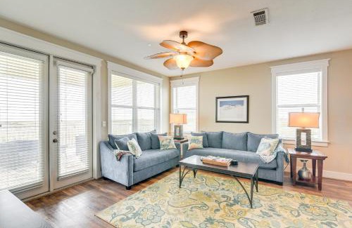 Red Fish Cove Apartment | Driftwood Galveston Resort Escape with Deck and View