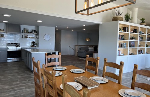 Sitka House | Driftwood House- Endless Ocean Views