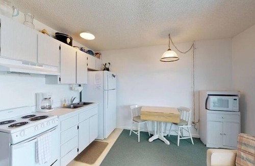 Isles of Capri Condo | Driftwood Landing 15- Isles of Capri Vacation Resort.