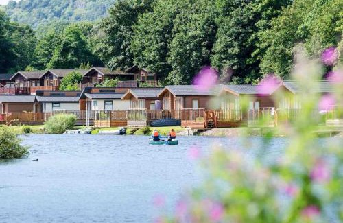 South Lakeland Leisure Village Ski Chalet | Driftwood Lodge - South Lakeland Leisure Village