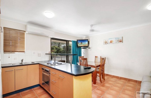 Yeppoon Apartment | Driftwood on the Beach - Up Stairs Unit 7