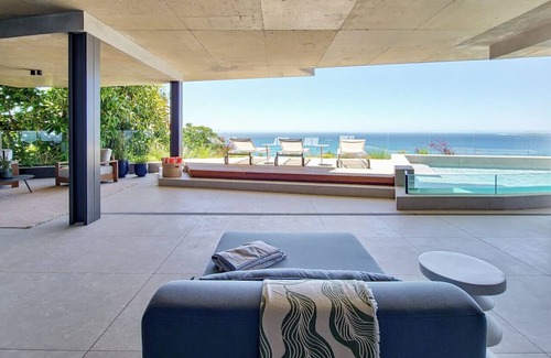 Fresnaye Villa | Driftwood Villa 4 Bedrooms