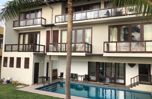 Uswetakeiyawa House | Driftwood Villa