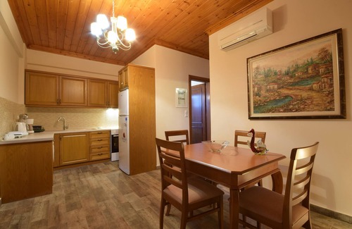 Pylos-Nestoras House | Driopes Villas