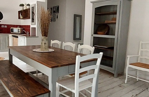 Chantemerle-les-Grignan Villa | Drôme Provençale house with private pool in charming typical village