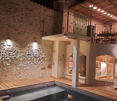 Valreas Villa | Drome provençale maison familiale calme dans village