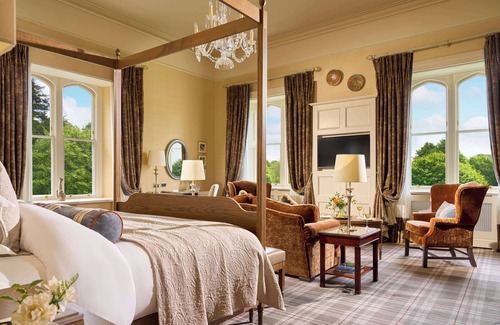 Newmarket on Fergus Hotel | Dromoland Castle