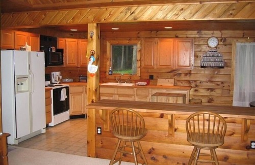 Todd Cabin | Drooly Bear Cabin: Your Raystown Lake Getaway!