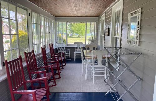 Geneva-on-the-Lake House | Drop Anchor Cottages and Lake House