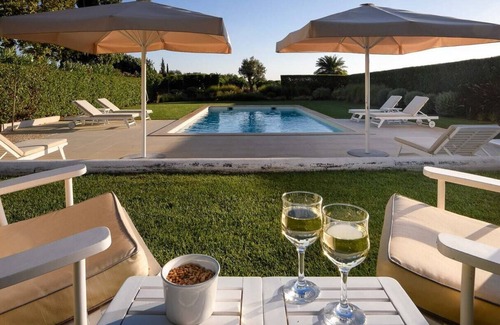 Portimao Villa | Drop-dead Gorgeous Algarve Country Retreat