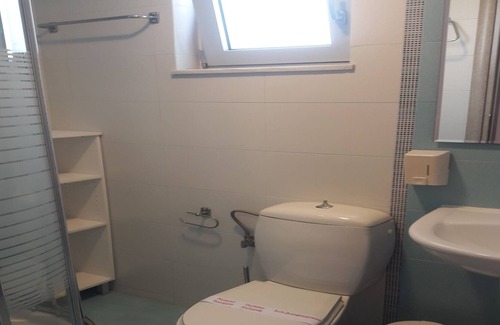 Mavrovouni Apartment | Drossia # 6 - One Bedroom Apartment, Sleeps 4