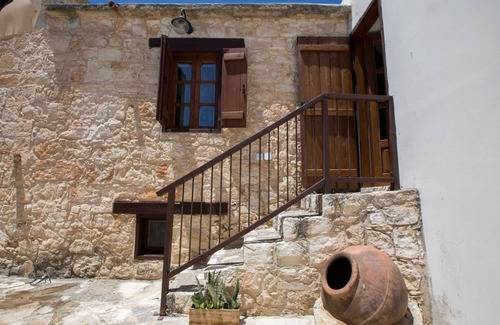 Droushia House | Droushia Corner House