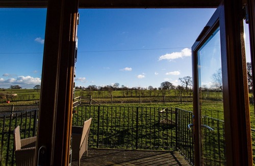 Malpas House | Drover's Barn - Stunning 3 bedroomed cottage with underfloor heating throughout.