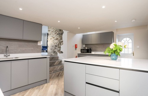 Corwen Cottage | DROVERS BARN, pet friendly, luxury holiday cottage in Corwen