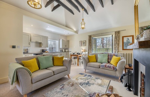 Cornhill on Tweed House | Drovers Cottage - Two Bedroom House, Sleeps 4