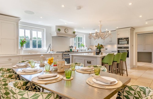 Turville House | Drovers - Seven Bedroom House, Sleeps 13