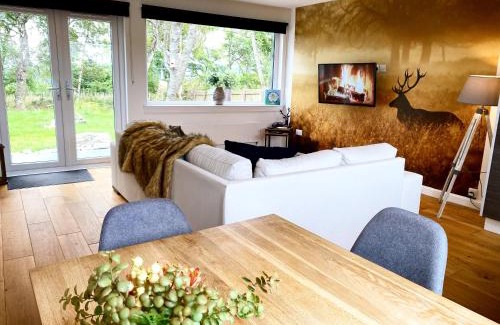 Knockbain Apartment | Druid House Lodge