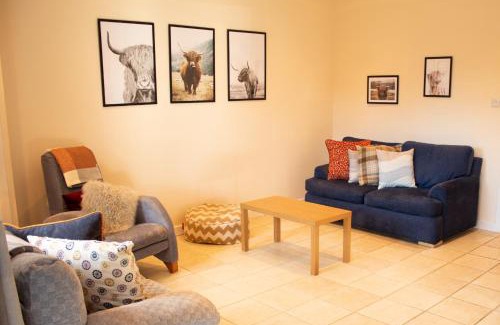 Alvie House | Druim An Lochain Cottage