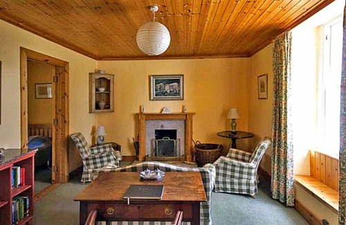 Ramelton Other | Drumabodan - Three Bedroom House, Sleeps 5