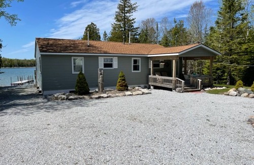 Drummond House | Drummond Island Hotel & Vacation Homes - Memory Maker Bay