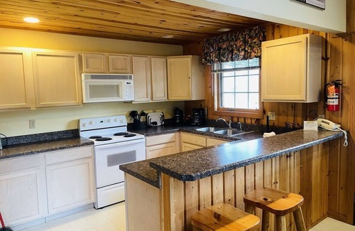 Drummond Resort | Drummond Island Resort
