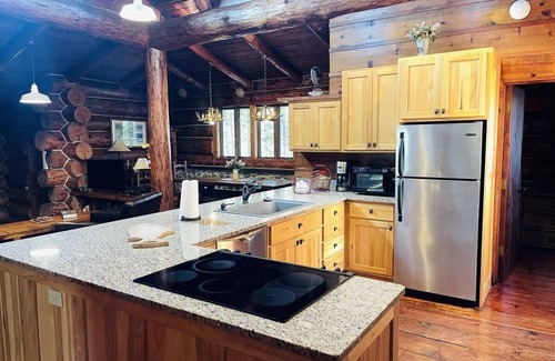 Drummond Resort | Drummond Island Resort