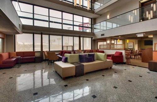Bowling Green Hotel | Drury Inn & Suites Bowling Green