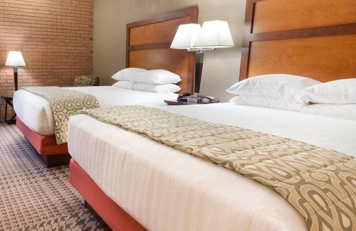Jackson Hotel | Drury Inn & Suites Jackson MO