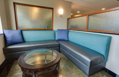 Donelson Hotel | Drury Inn & Suites Nashville Airport