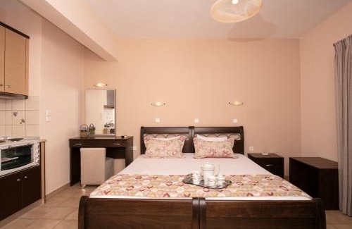 Potamia Apartment | Dryades Apartments & Studios