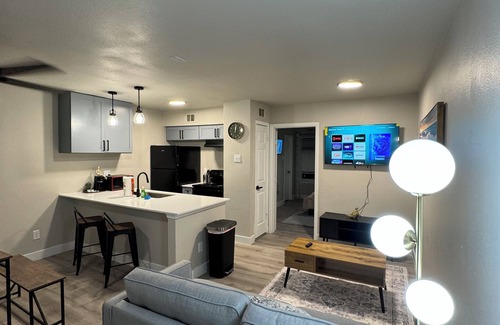 Park Central Apartment | DT Dallas Cozy Abode 1BD