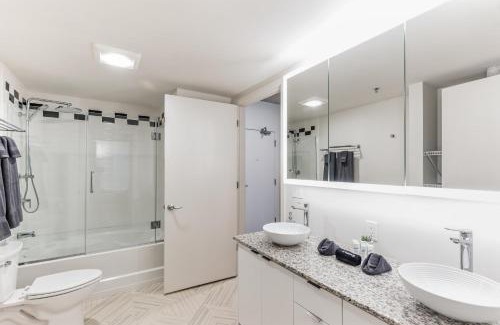 Gateway District Apartment | DT Delight Downtown Living Two-Bedroom Endless Access